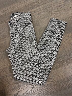 Hudson Jeans Scalloped Grey and Black